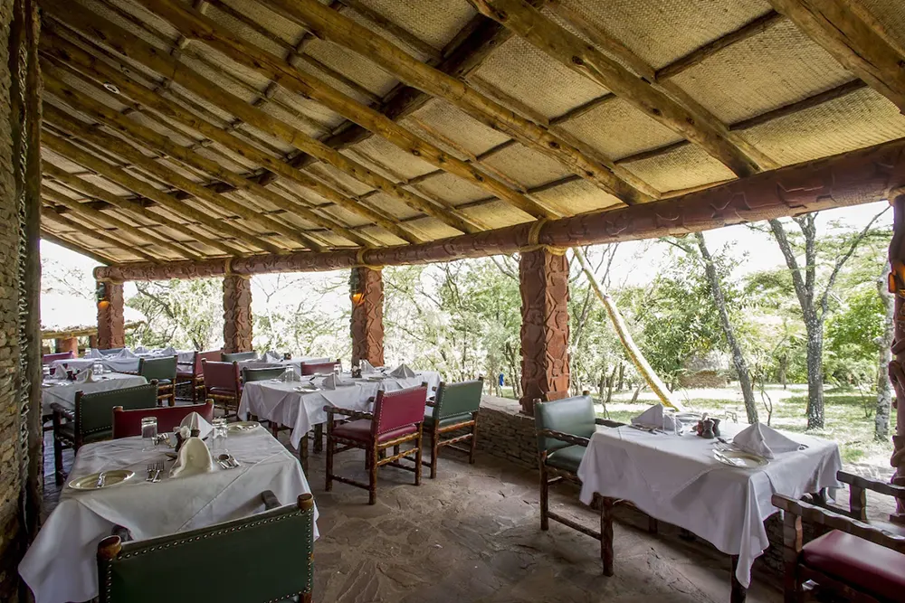 Breakfast, lunch and dinner served 3 - Serengeti Serena Safari Lodge